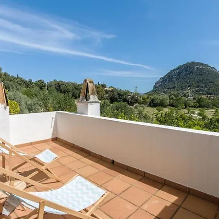 Sleeps 8