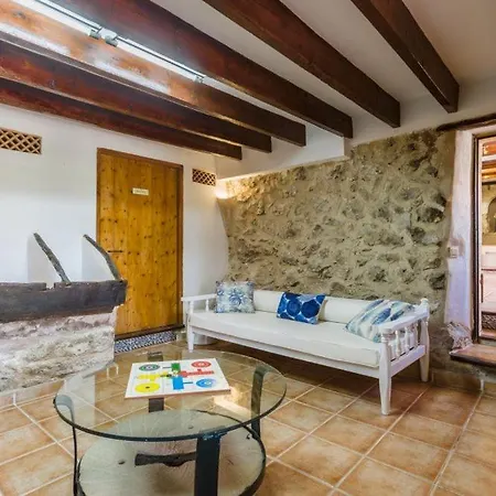 Villa Sleeps 8